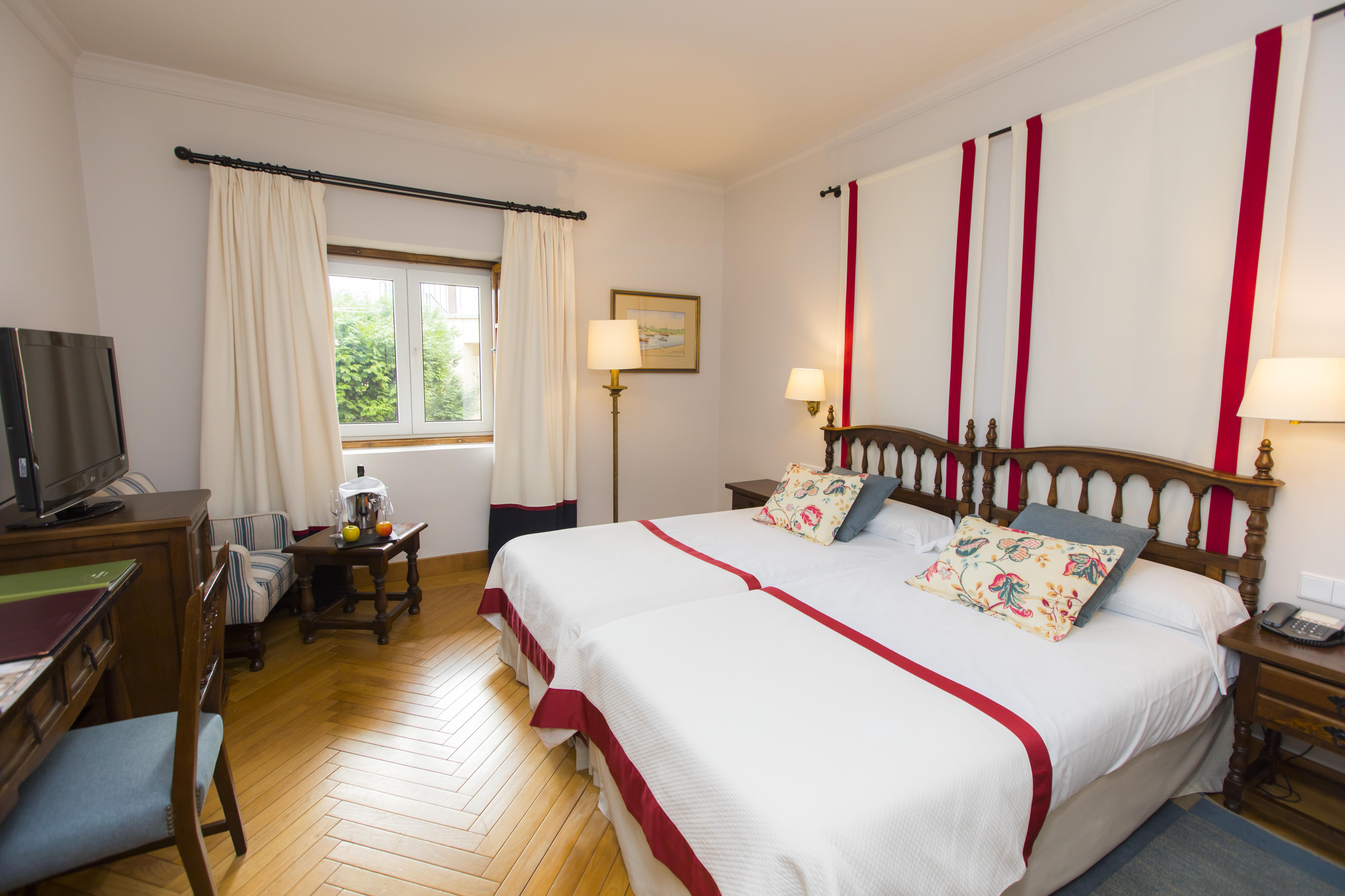 Parador De Ribadeo Exterior photo